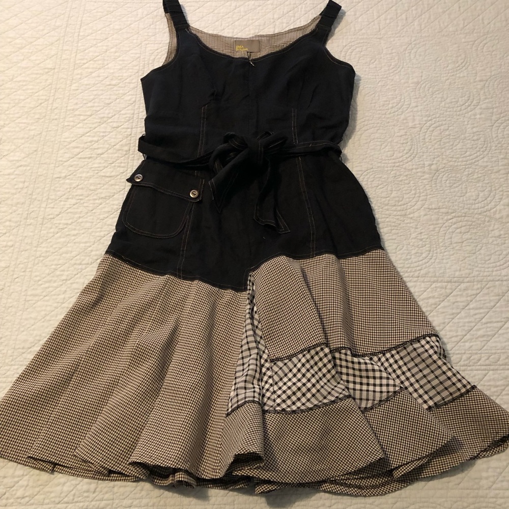 Linea Domani fit and flare black white checked dress. Size 8